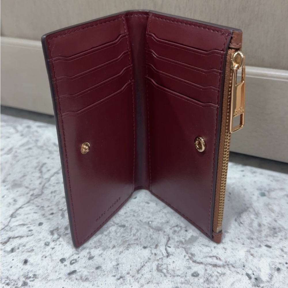 Marc Jacobs Leather Card Wallet Continental Cognac Brown Wallet AUTHENTIC NEW - Picture 12 of 15